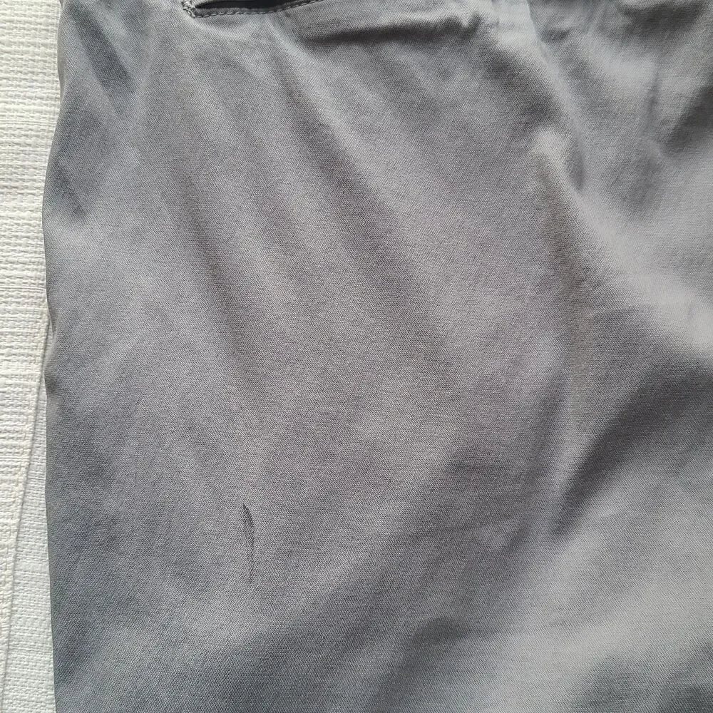 Lululemon Mens 36 Gray Stretch Chino Pants Straight Leg 5 Pocket 41 Inseam